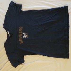 Short sleeved Milwaukee Brewers T-shirt